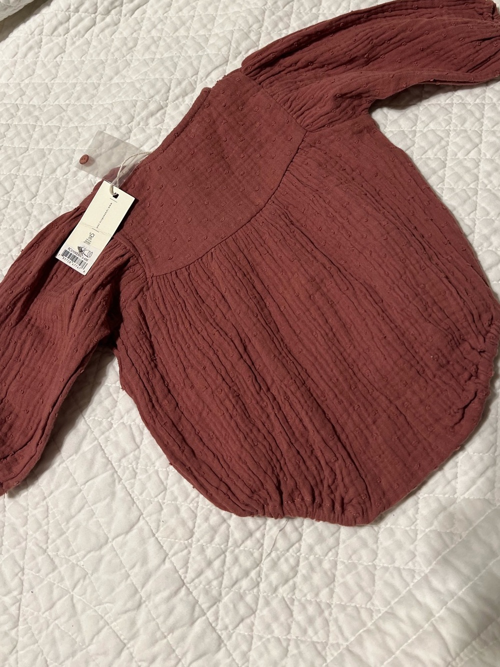 NEW Rylee + Cru Raspberry Gwen Button-Front Long Sleeve Bubble Romper - Picture 6 of 8